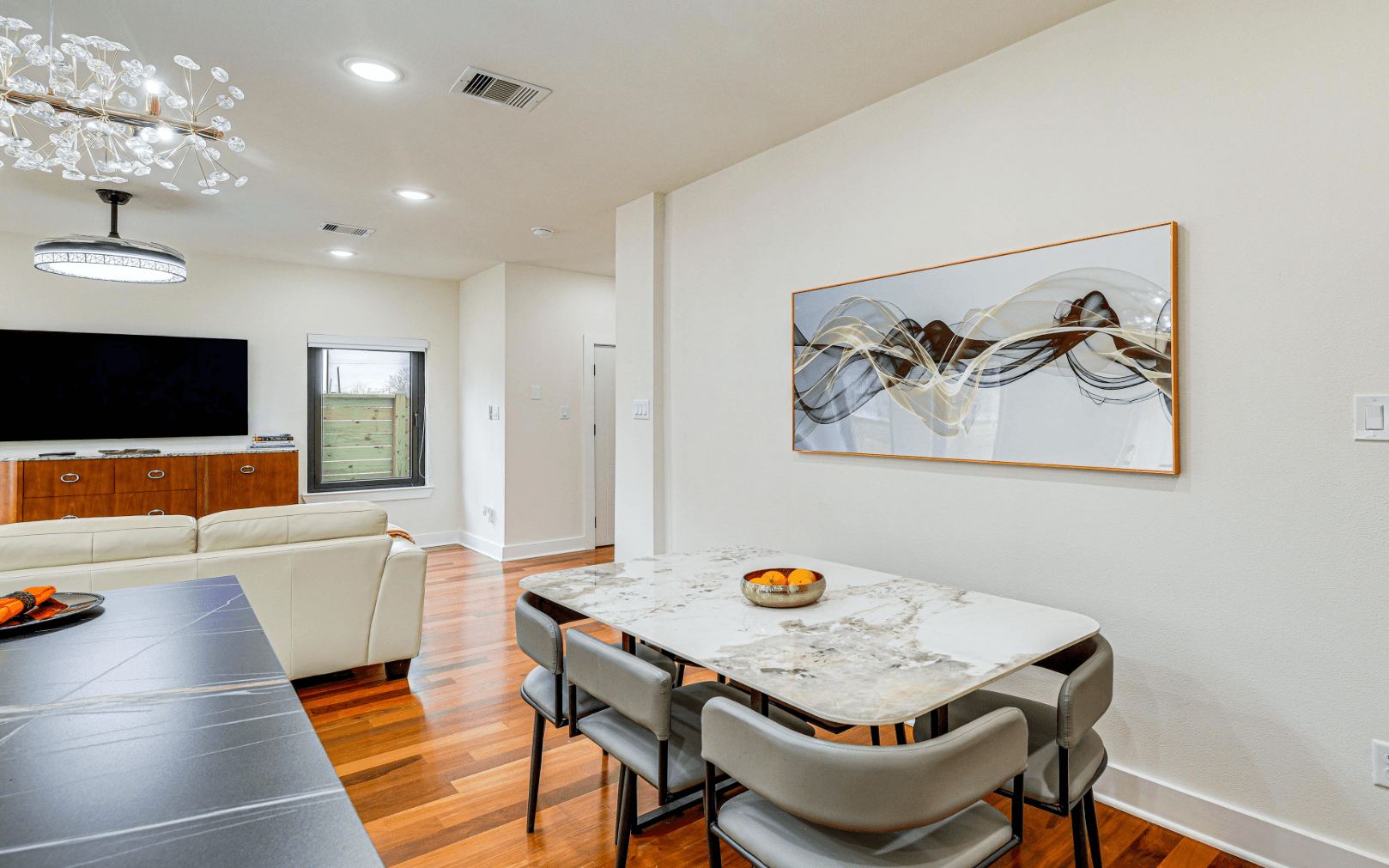 Furnished 3BR/2.5BA Home 4