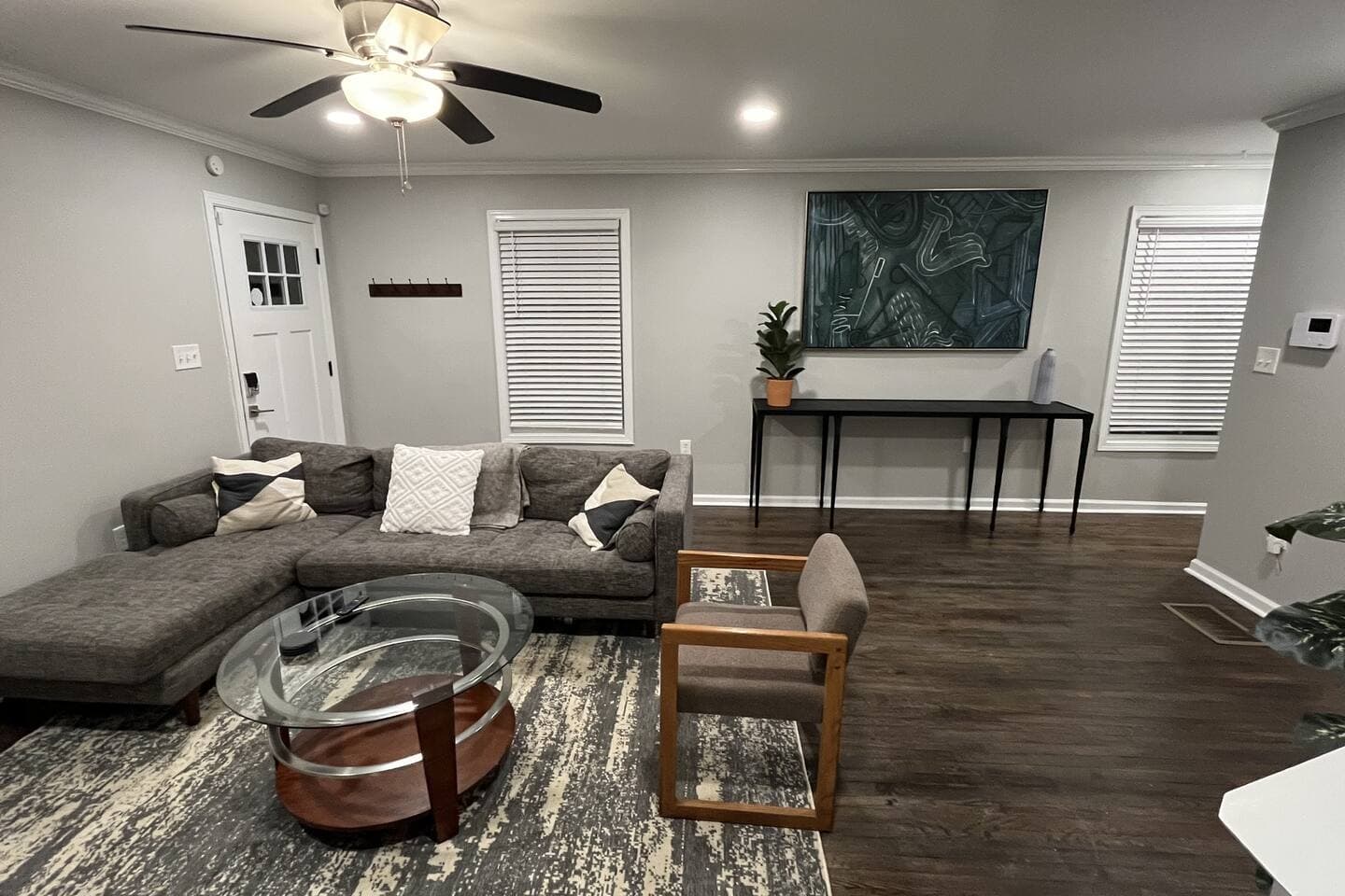 Spacious Private home near beltline 2