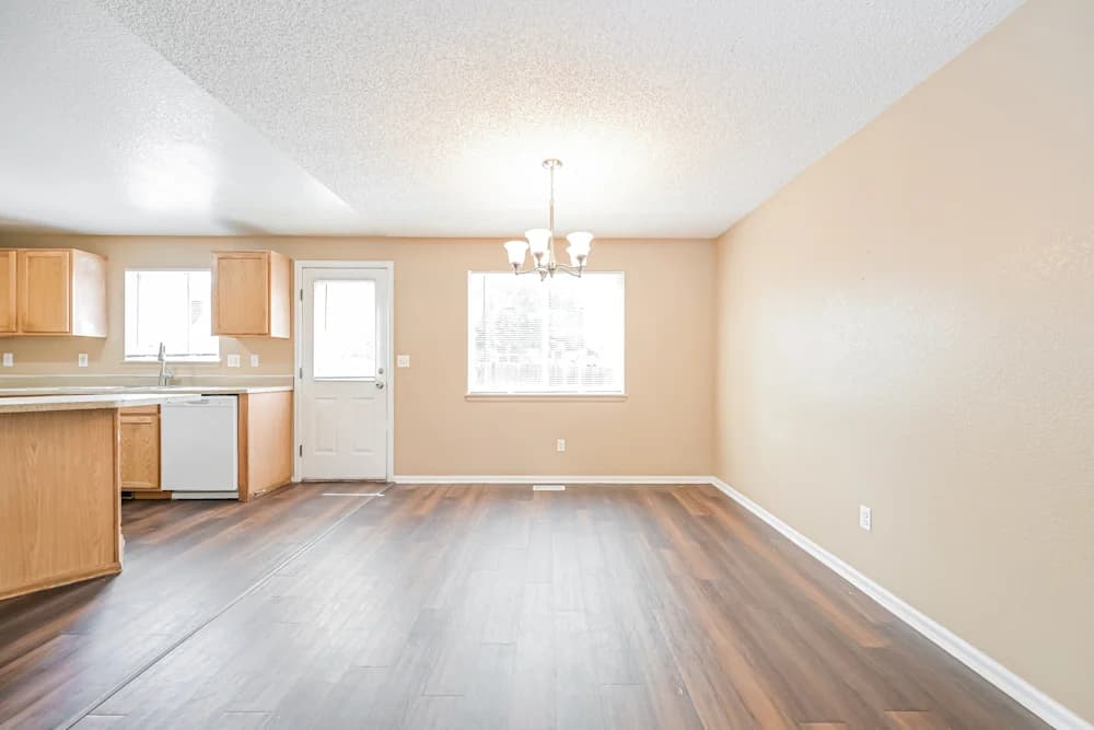 Available Single Beautiful Home For 4
