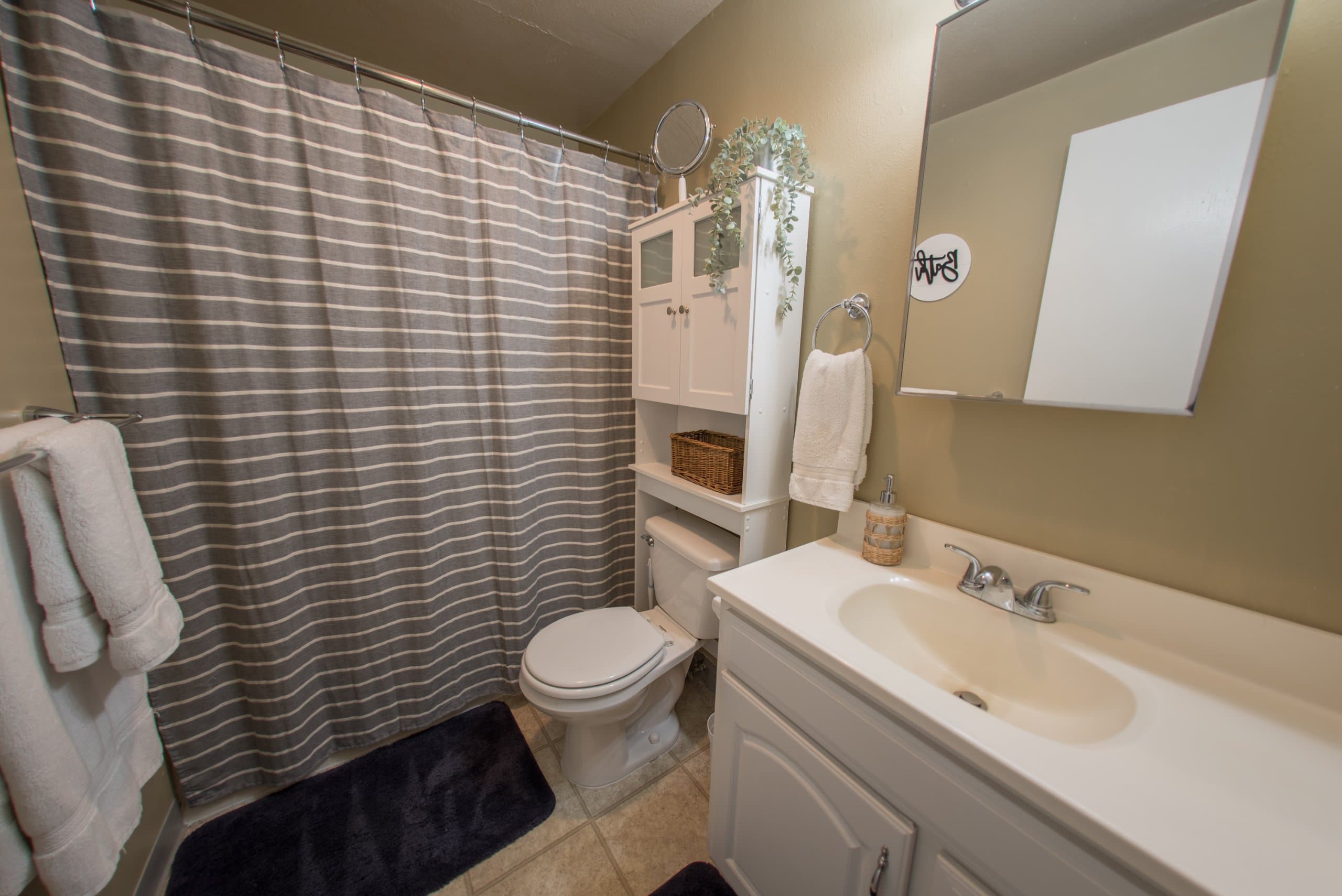 Cozy Cottage at Dragonfly Ranch 4