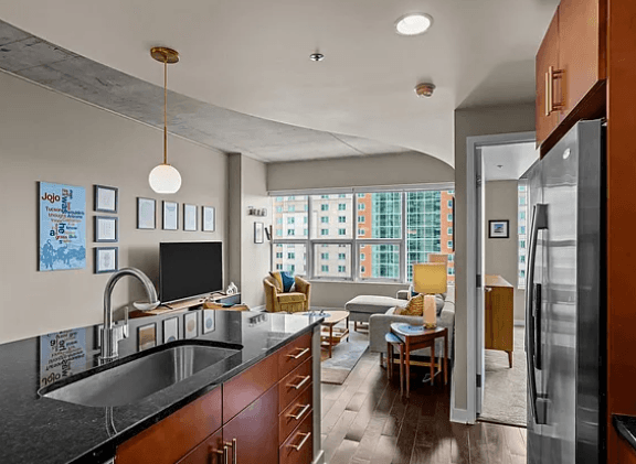 Prime Downtown Location 2