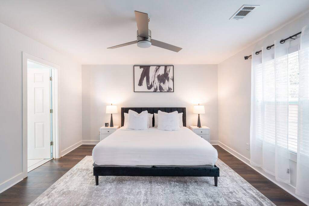 Chic Home in Downtown Lawrenceville 2