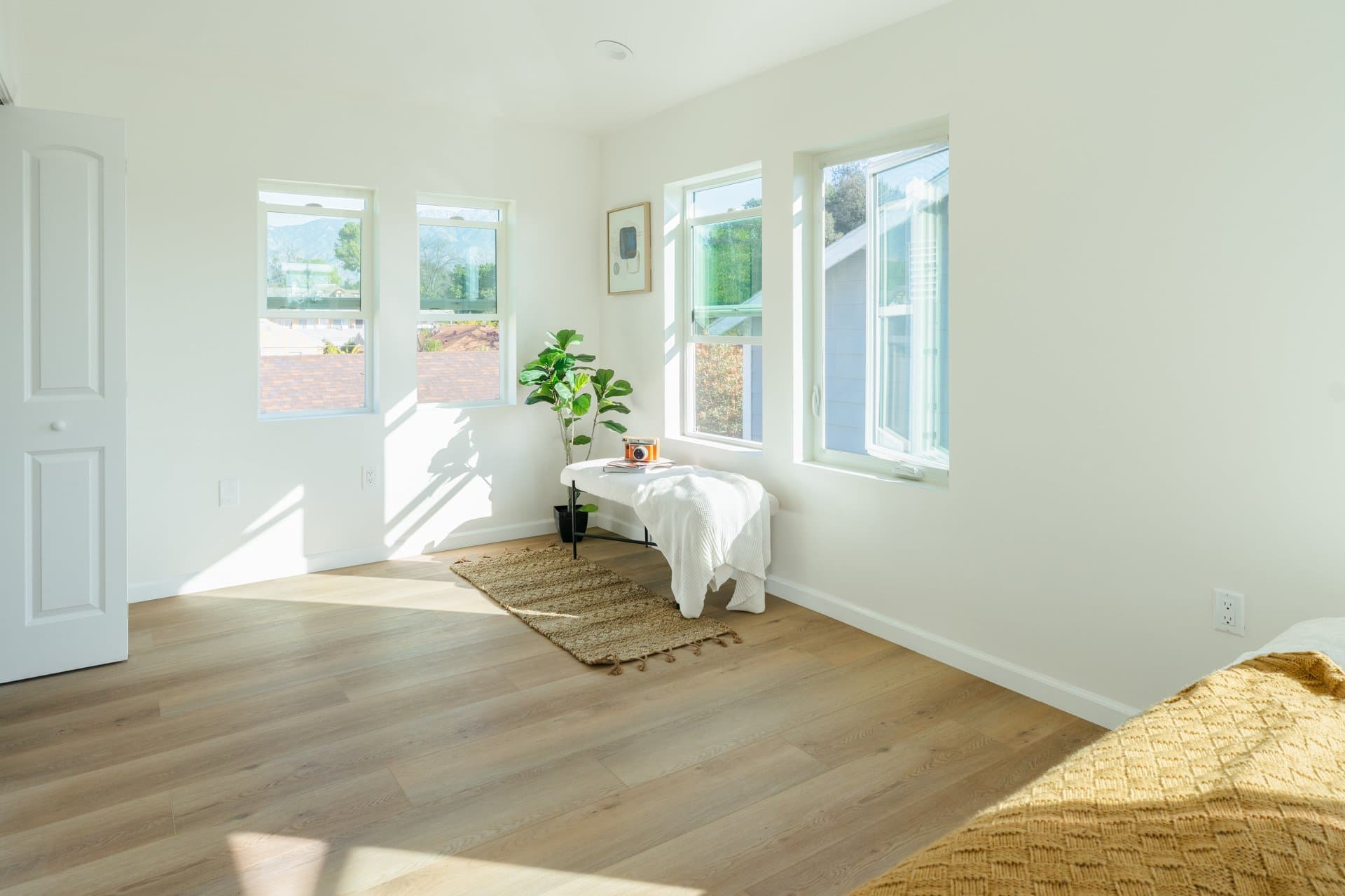 Master Bed Room Furnished 2