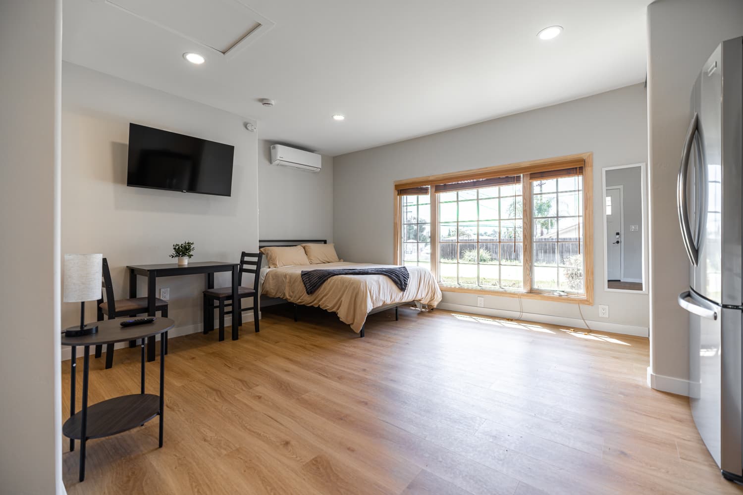 Cozy Casa | Bright Modern Suite