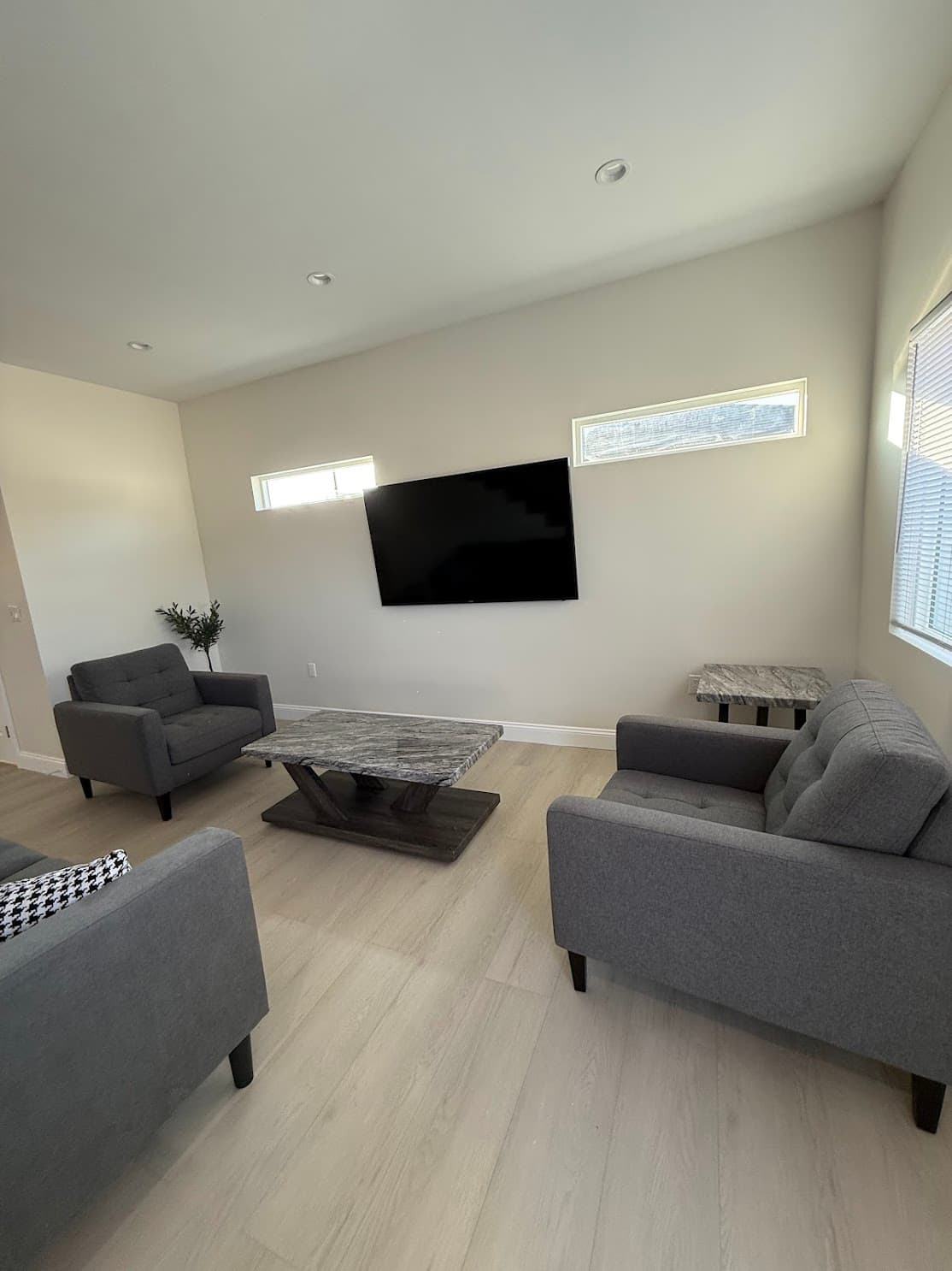 Modern 2BR / 2.5BA Home 2025 Build