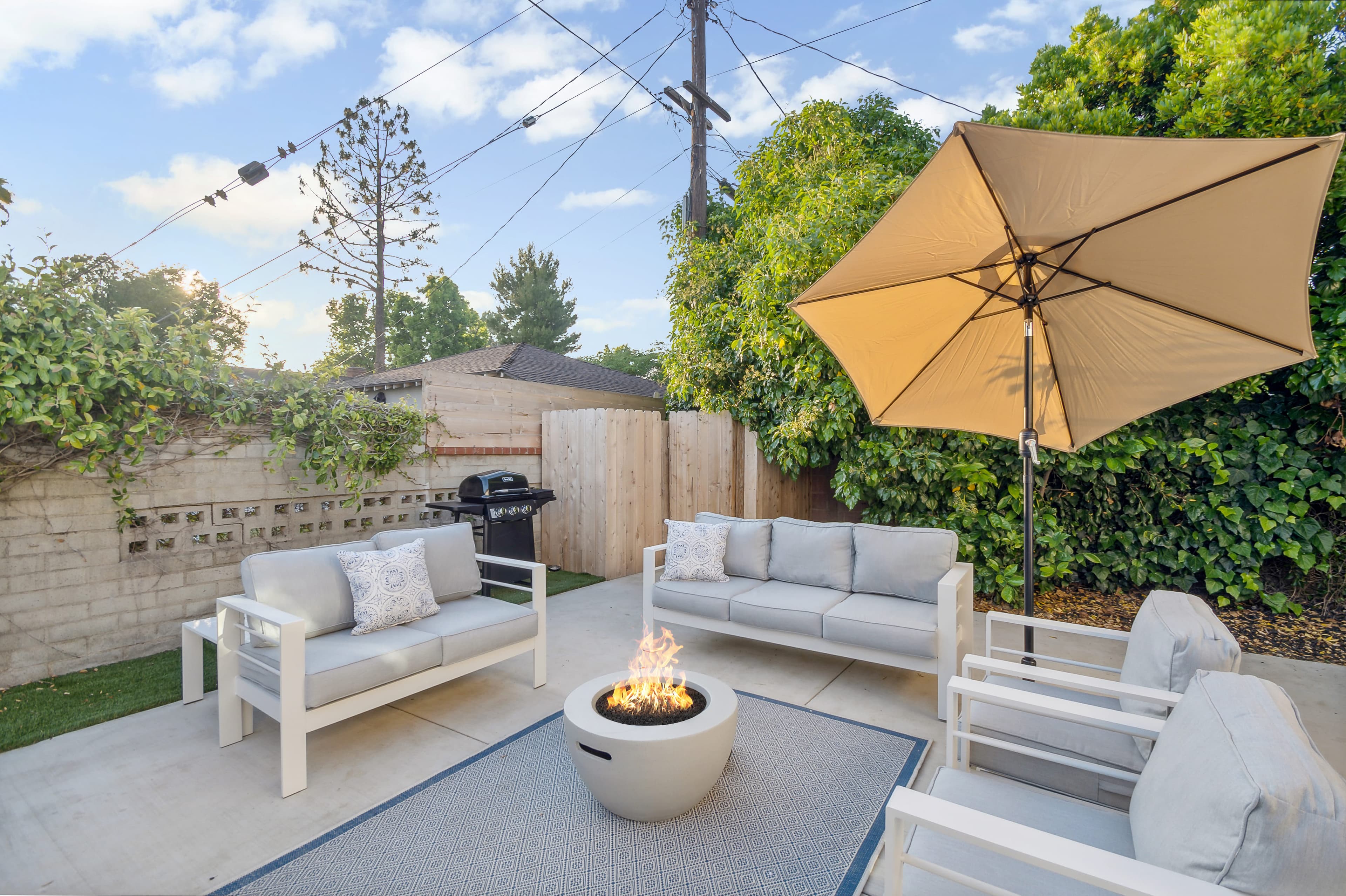 Furnished 3BR Home w/ Pool 5