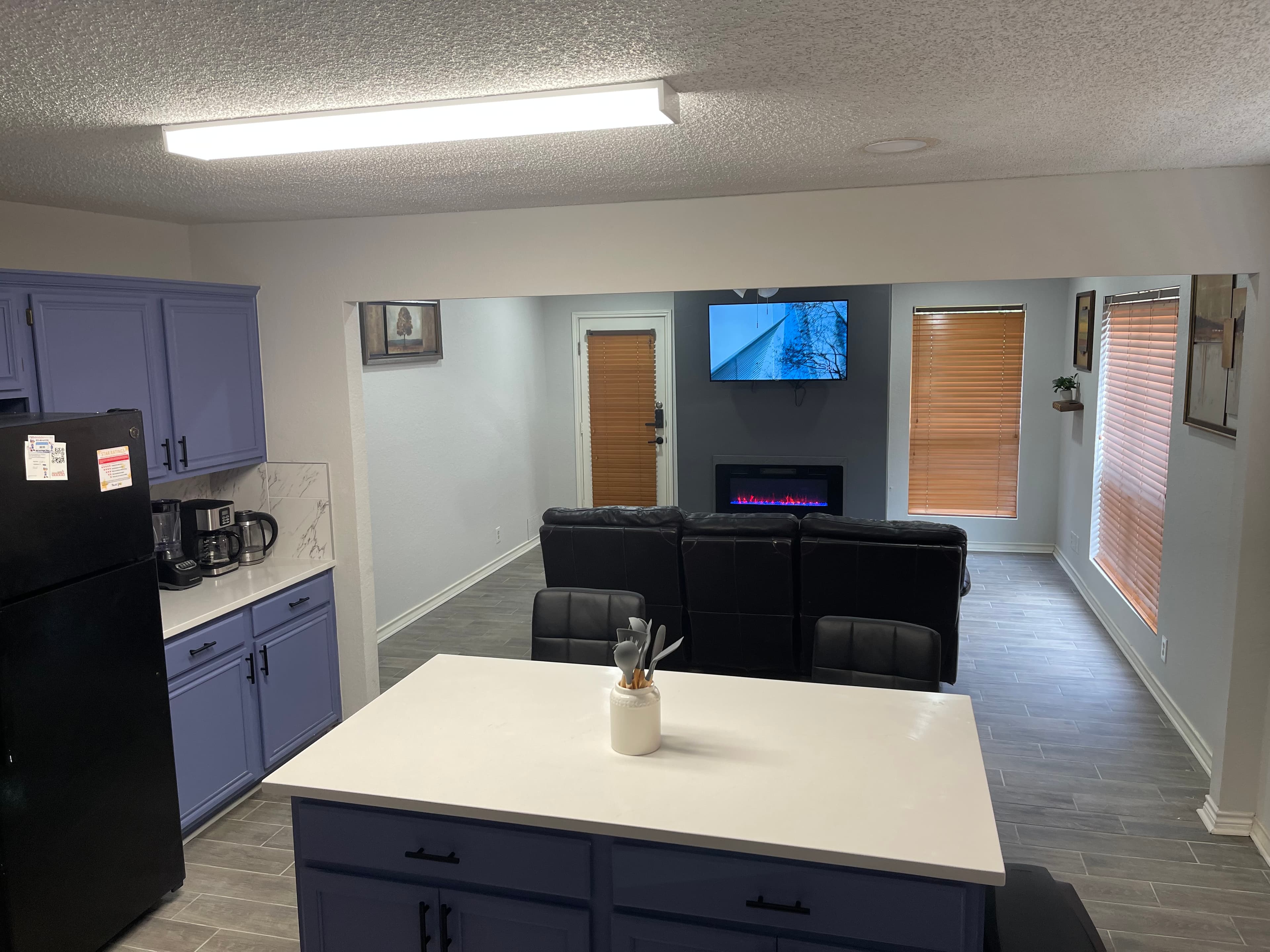 King bed near Six Flags 3B/2Ba Home