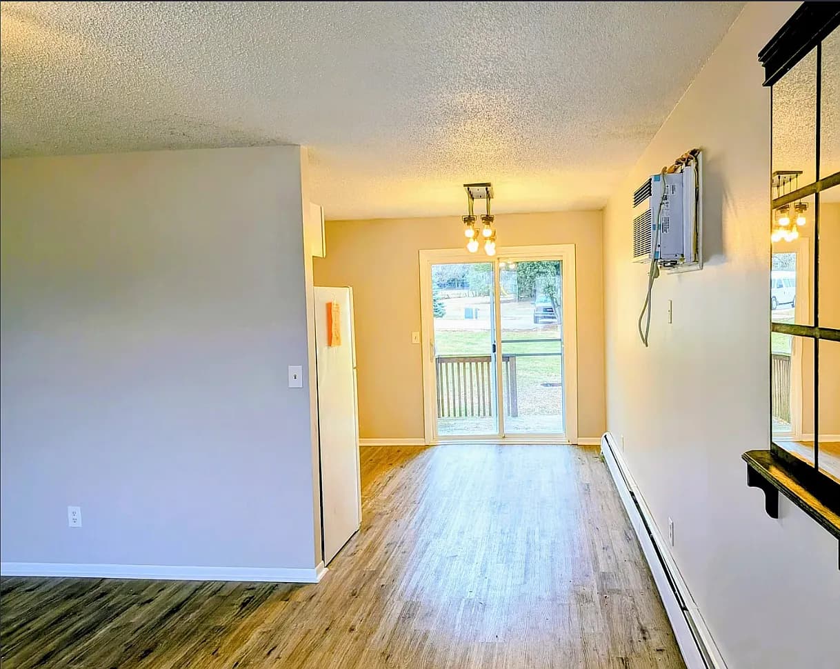Pet-Friendly 2-Bed, 1-Bath Home 5