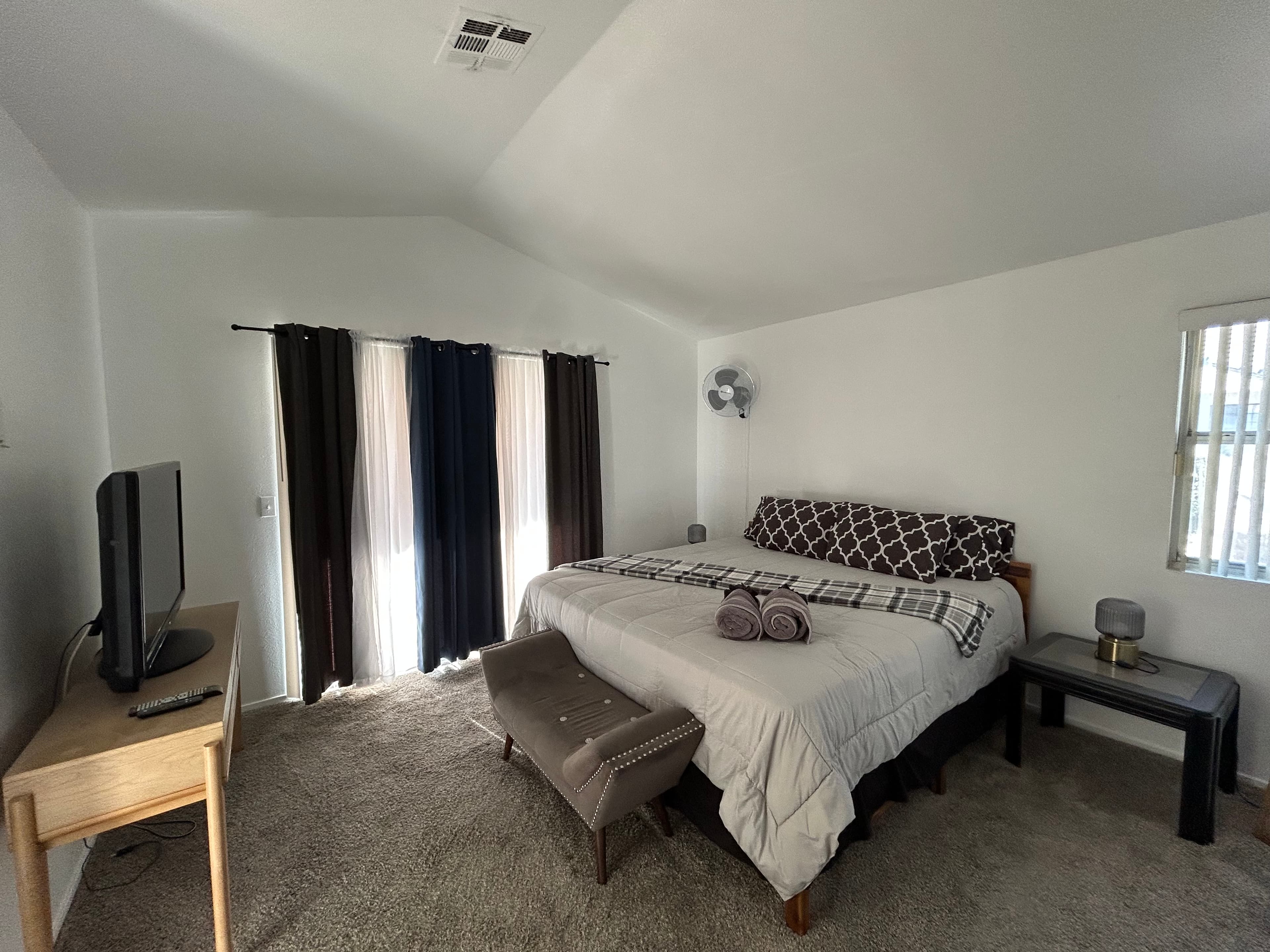 Go Great Golden Pond 3 bedrm 4 beds 4