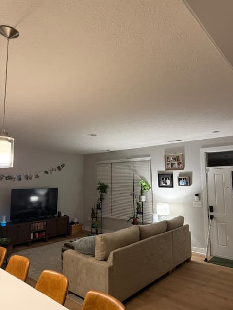 Private Room & Bath/Garage Space 5