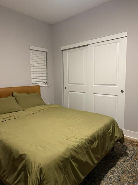 Private Room & Bath/Garage Space 3