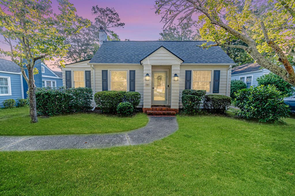 Stunning Cottage | WFH | Near Bragg