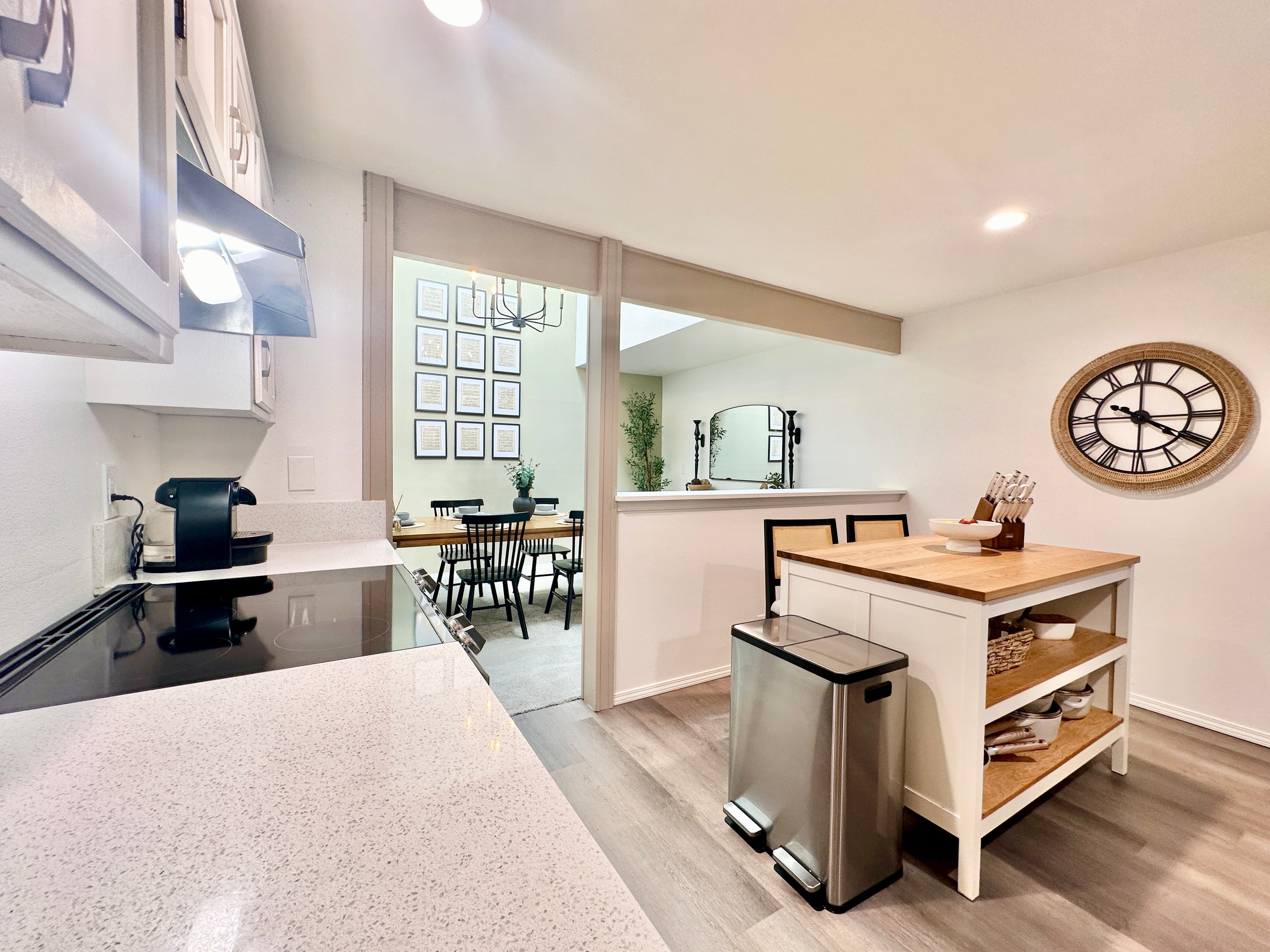 The Skylight Haven - Beautiful Home 2