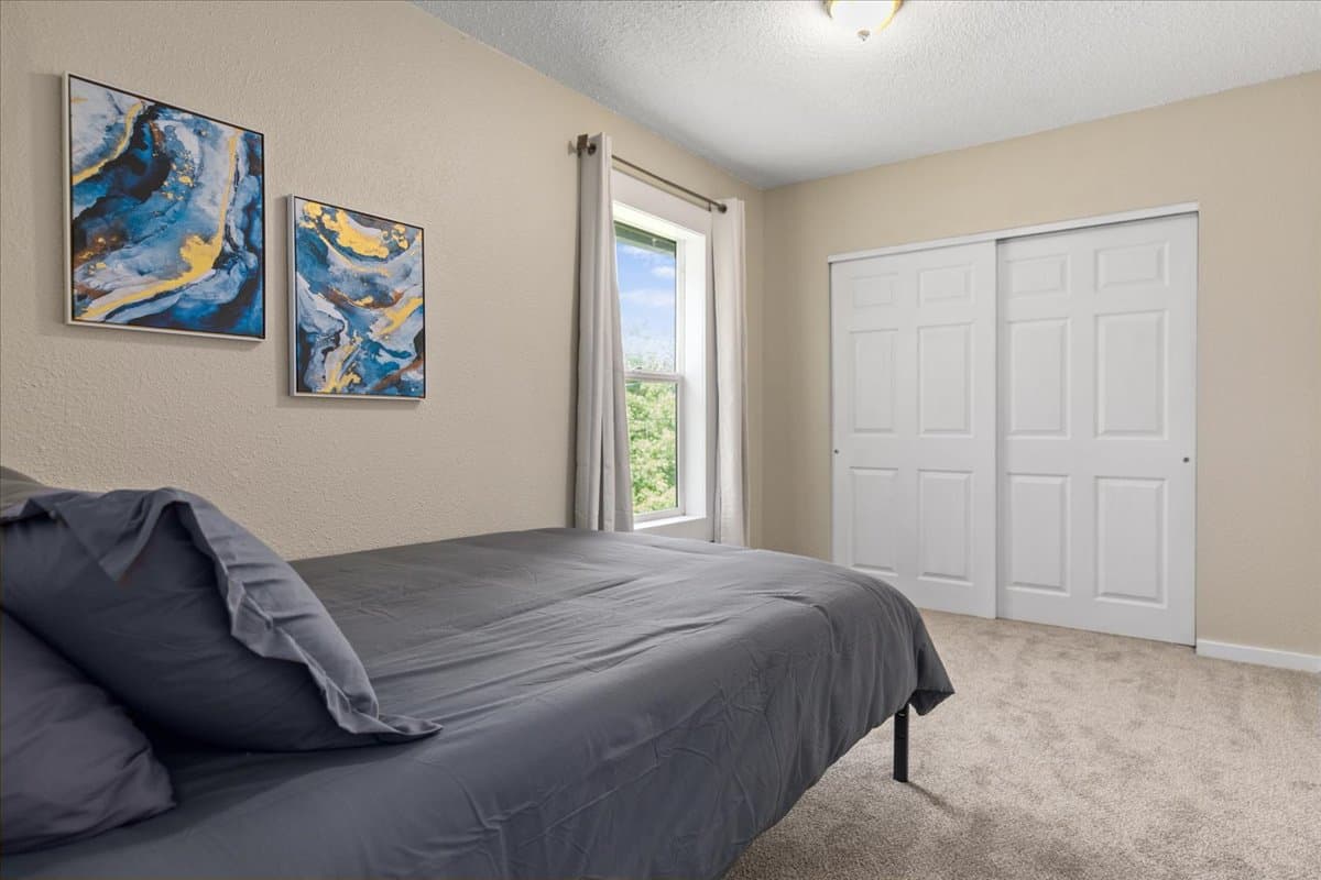 Upper-Level 3BR Near Hospitals & Re 5
