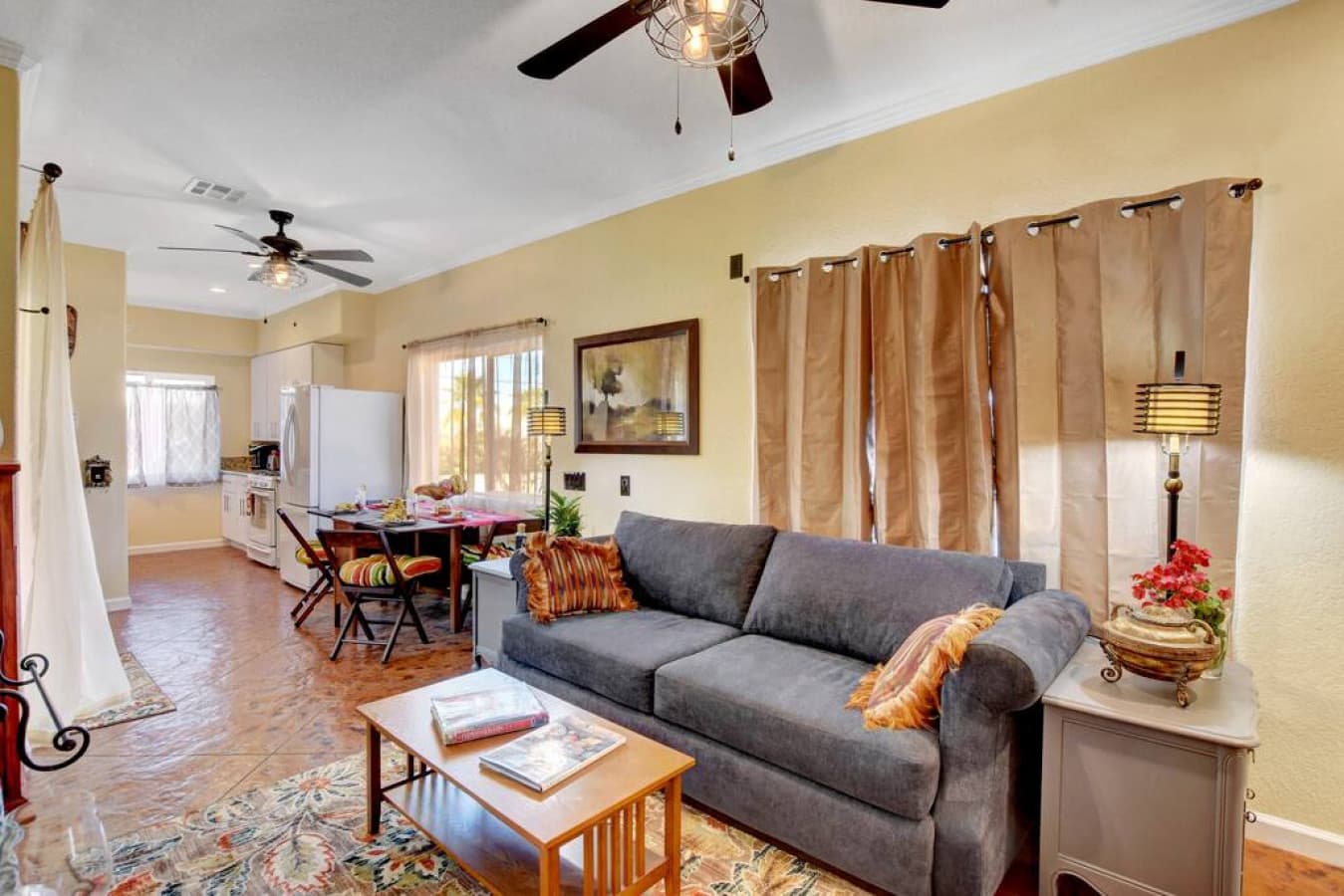 Calm Casita POOL 1 King  and 1 Queen bedroom 1 story 2