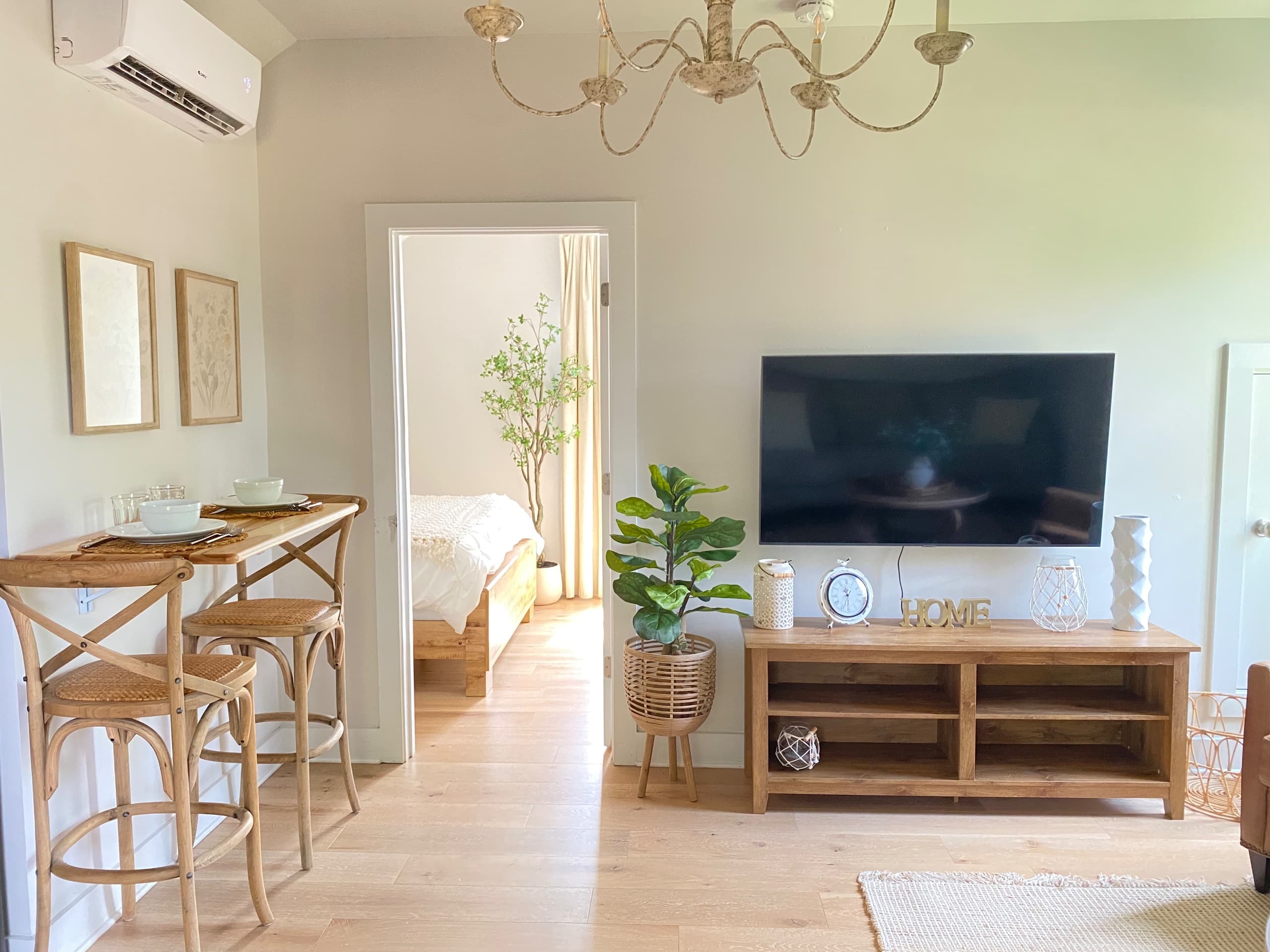 NEW Upscale Loft in Smyrna 5