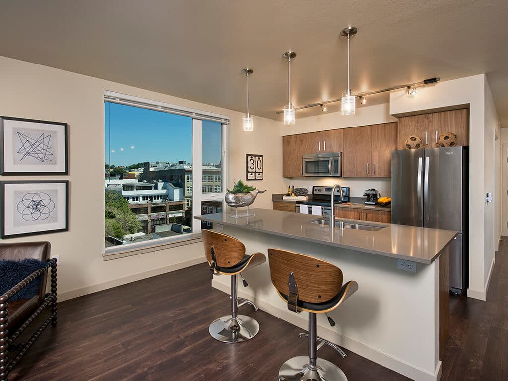 COZY 1 BED/ 1 BATH APARTMENT  3