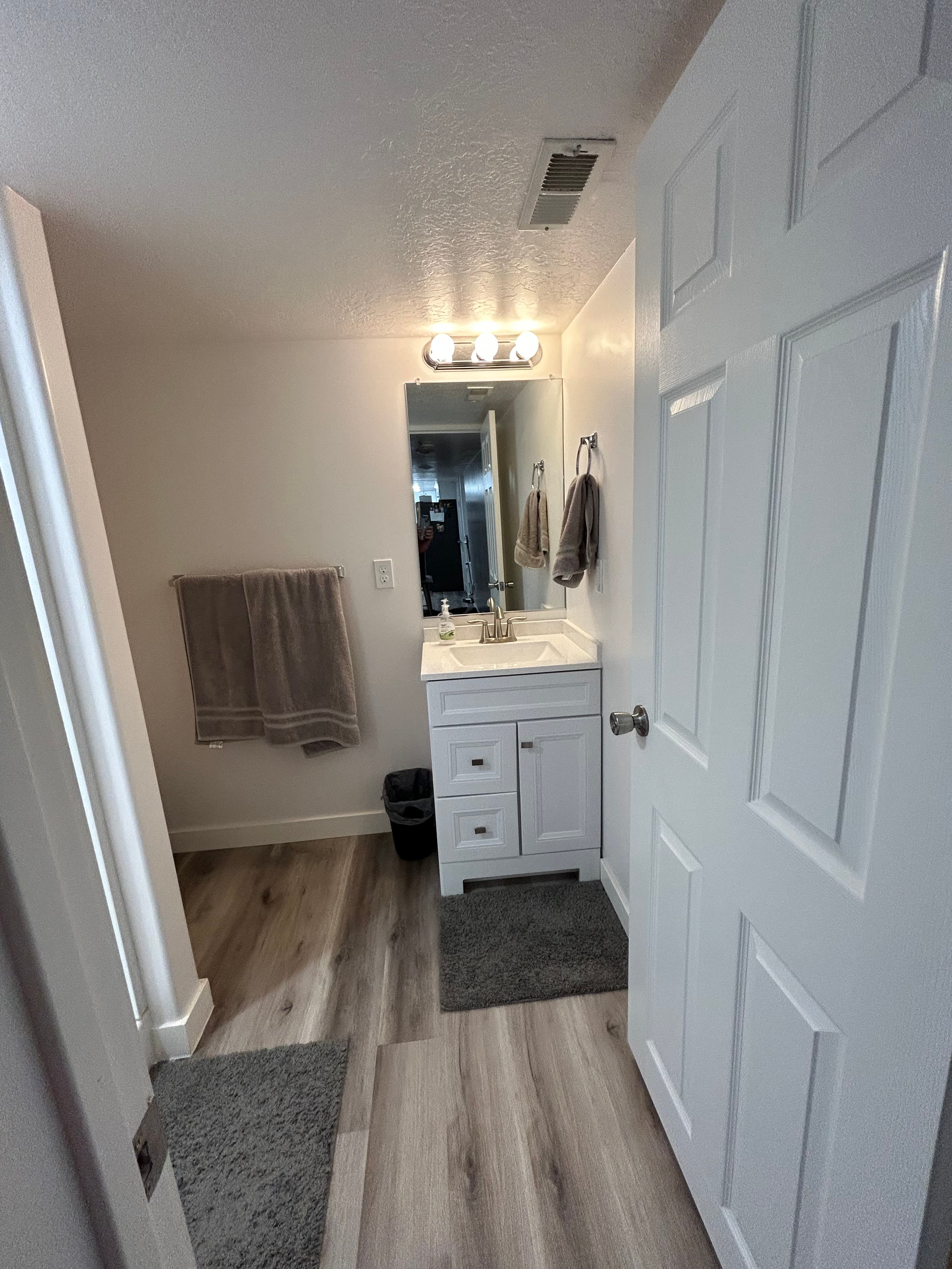 Spacious Basement apartment 5