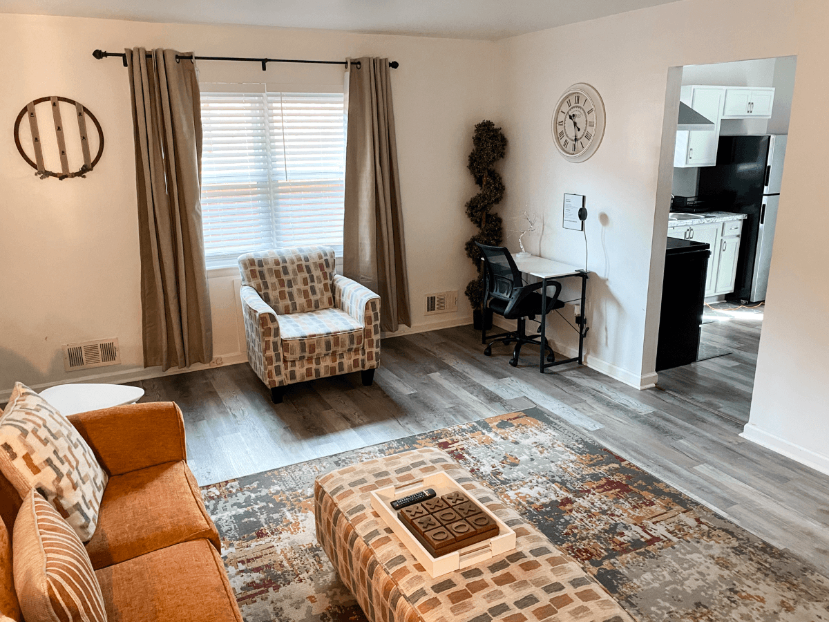 Cozy Home mins from Downtown 2