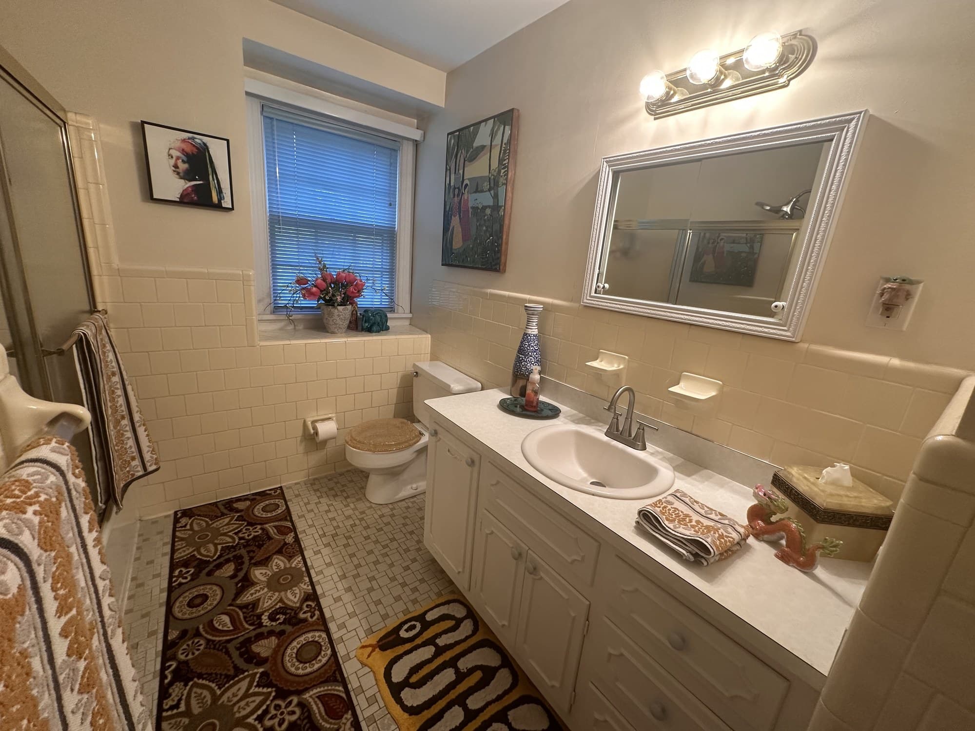 Master Suite, Private Bath & Gym 5