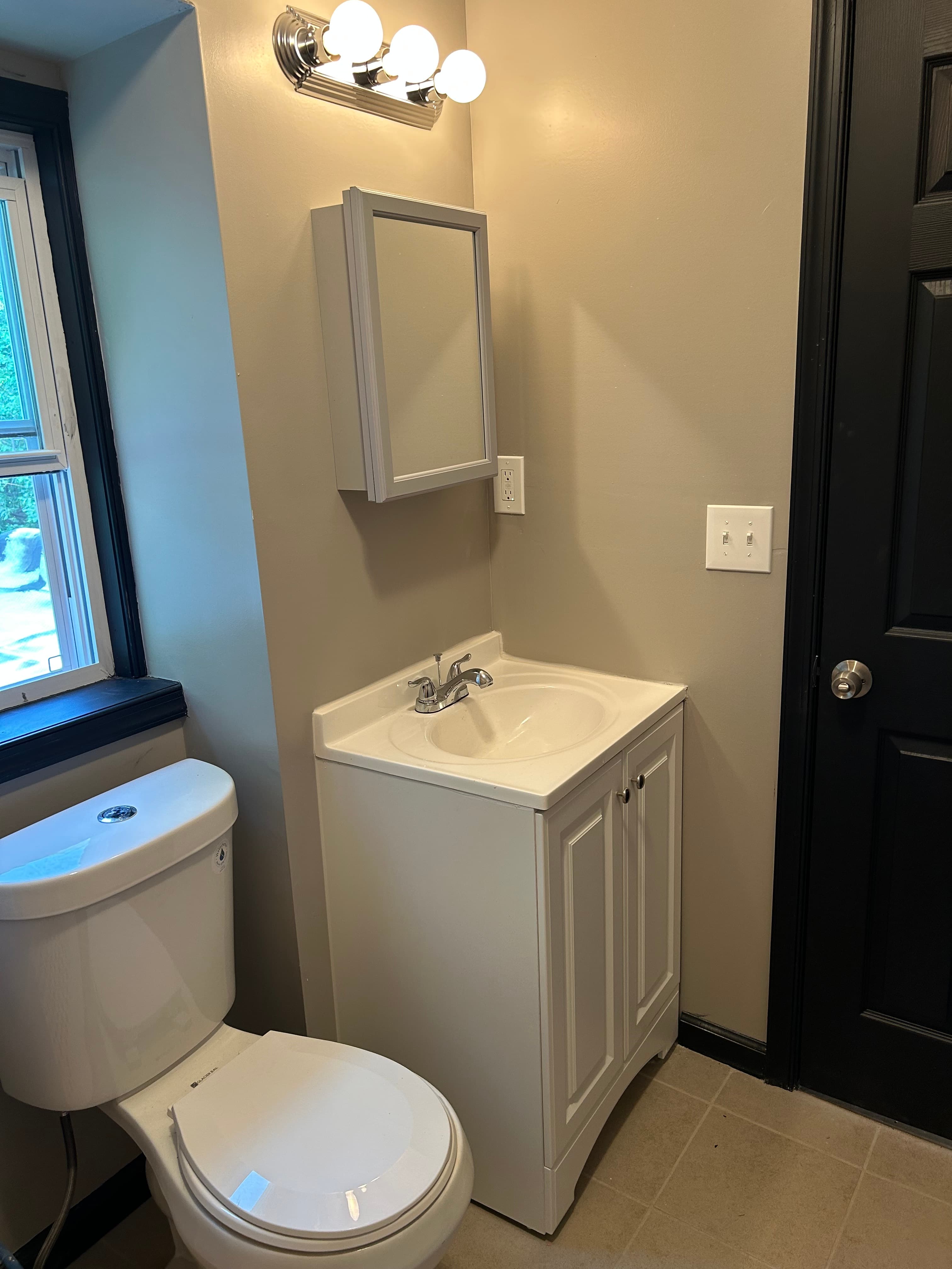 Olney 3rd fl Apt 5