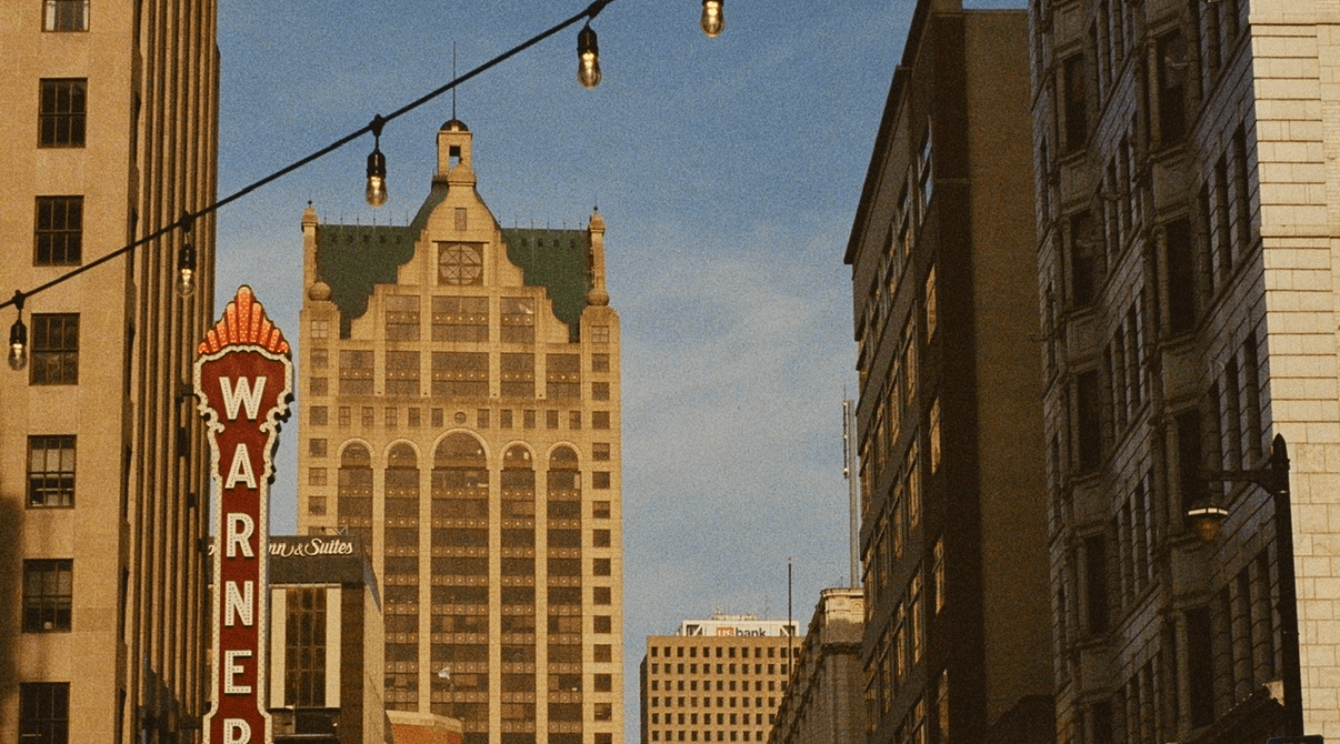 Extended stay hotels vs. monthly rentals: What's really cheaper?