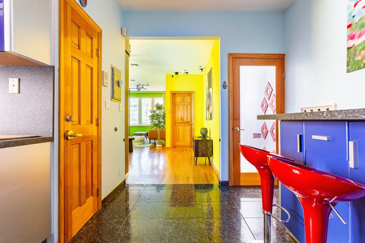 3BR | Free Parking | Utilities Free 2