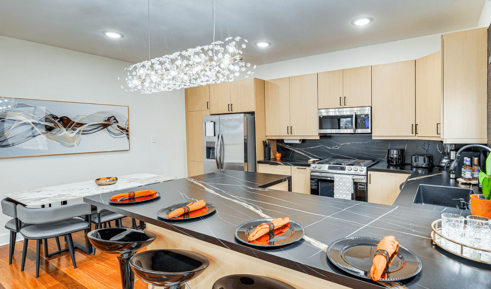 Furnished 3BR/2.5BA Home 5